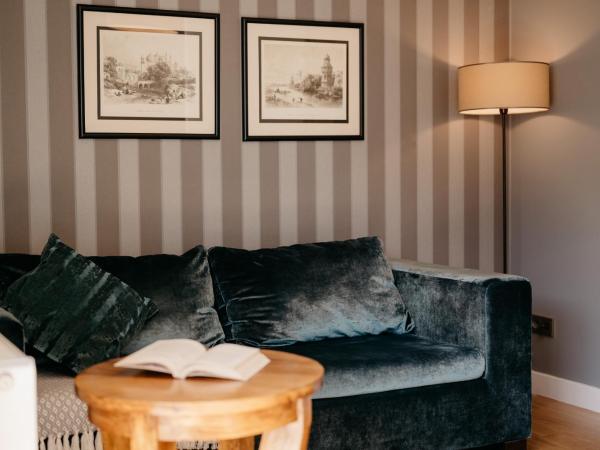 EXCLUSIVE Aparthotel MARINA : photo 5 de la chambre appartement premier 2 chambres - vue sur fleuve