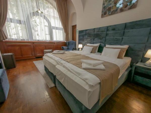 Belga Boutique Panzió : photo 9 de la chambre chambre double ou lits jumeaux standard