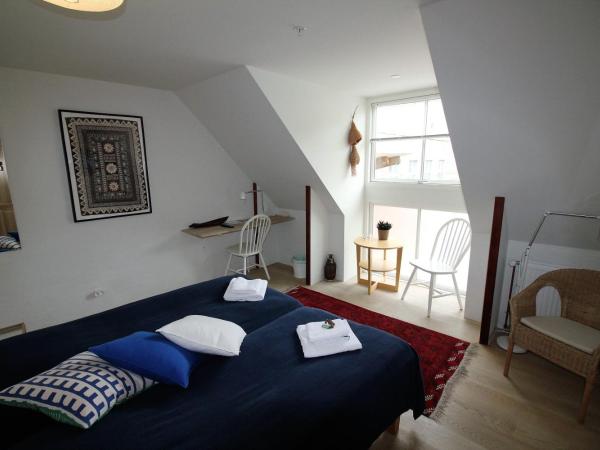 Odense City B&B : photo 8 de la chambre chambre double avec salle de bains commune