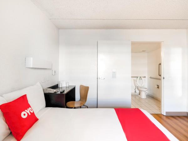 OYO Hotel Houston Katy Freeway : photo 4 de la chambre 1 bedroom apartment with kitchen