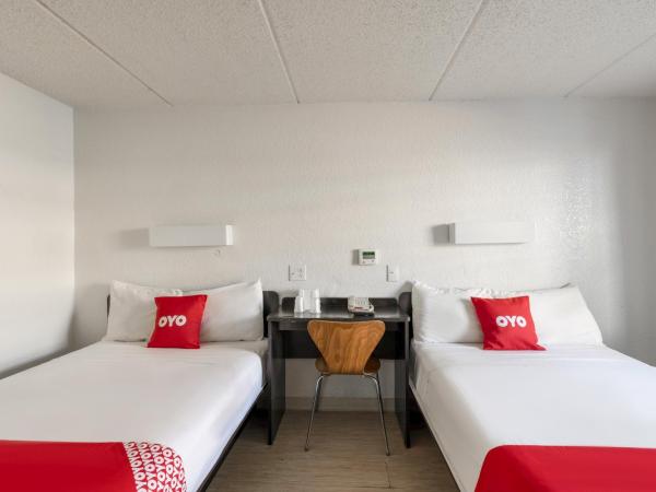OYO Hotel Houston Katy Freeway : photo 3 de la chambre chambre avec 2 lits queen-size - accessible aux personnes à mobilité réduite