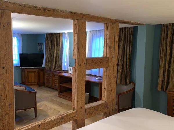 Logis Hôtel Restaurant Au Cerf d'Or : photo 9 de la chambre chambre double supérieure