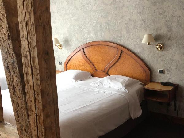 Hotel Restaurant Au Cerf d'Or : photo 5 de la chambre chambre double supérieure