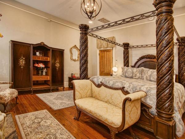 McMillan Inn : photo 4 de la chambre suite lit queen-size deluxe
