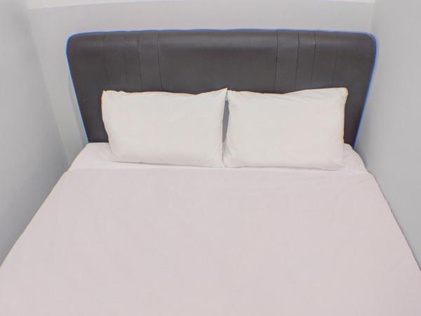 I Hotel : photo 6 de la chambre chambre standard lit queen-size