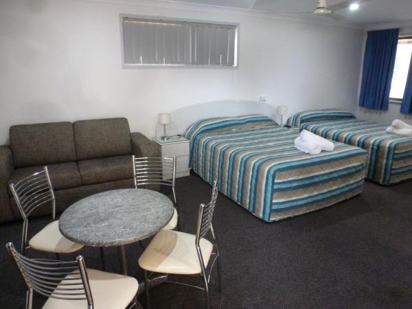 Aspley Carsel Motor Inn : photo 2 de la chambre chambre familiale standard