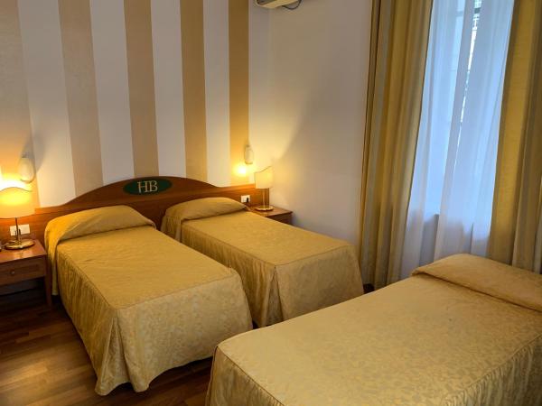 Hotel Bogart 2 : photo 1 de la chambre chambre triple