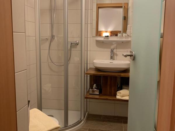 Hotel Engl : photo 1 de la chambre chambre double