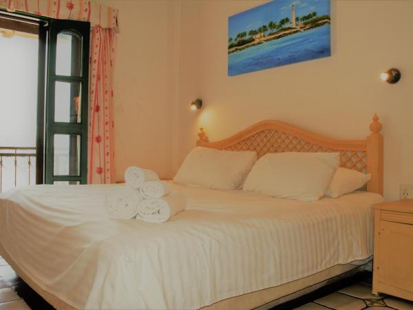 Hotel Belmar : photo 9 de la chambre chambre lit king-size standard