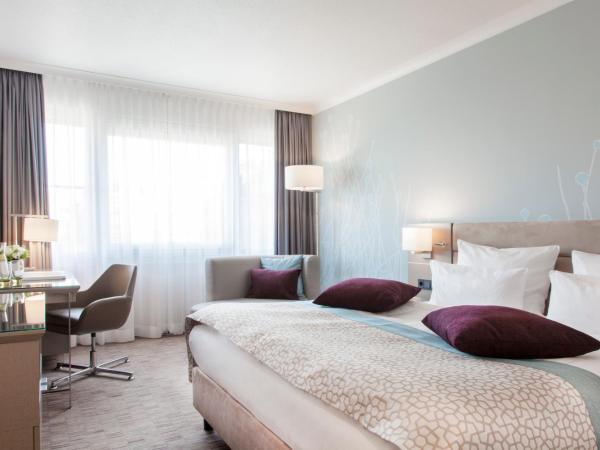 Crowne Plaza Berlin City Centre Ku'damm, an IHG Hotel : photo 8 de la chambre chambre lit king-size standard - Étage Élevé - vue sur ville