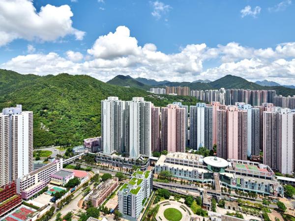 Crowne Plaza Hong Kong Kowloon East, an IHG Hotel : photo 10 de la chambre chambre lit king-size standard - Étage Élevé - vue sur ville