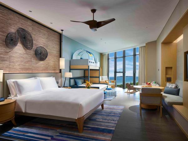 Crowne Plaza Sanya Haitang Bay Resort, an IHG Hotel : photo 6 de la chambre 1 king 1 bunk standard ocean view kids theme