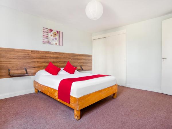 Hotel Suites Puebla : photo 10 de la chambre chambre familiale