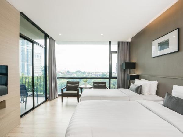 Altera Hotel and Residence by At Mind : photo 2 de la chambre chambre double ou lits jumeaux deluxe - vue sur ville 