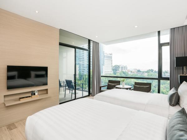 Altera Hotel and Residence by At Mind : photo 3 de la chambre chambre double ou lits jumeaux deluxe - vue sur ville 