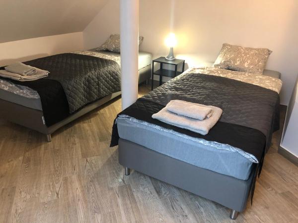 Villa 37b Bed and Breakfast : photo 3 de la chambre chambre lits jumeaux avec salle de bains privative