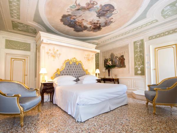 Ca' Bonfadini Historic Experience : photo 1 de la chambre suite junior - vue sur canal