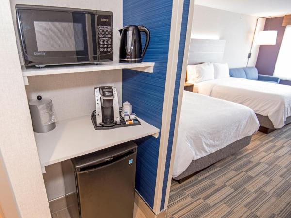 Holiday Inn Express - Red Deer North, an IHG Hotel : photo 3 de la chambre suite avec 2 lits - non-fumeurs