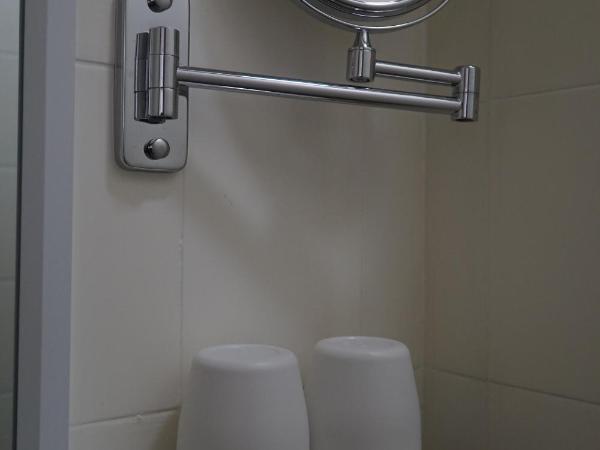 紅館客棧 : photo 1 de la chambre chambre double