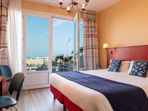 Hôtel de la Plage : photo 1 de la chambre chambre double supérieure avec balcon - vue sur mer