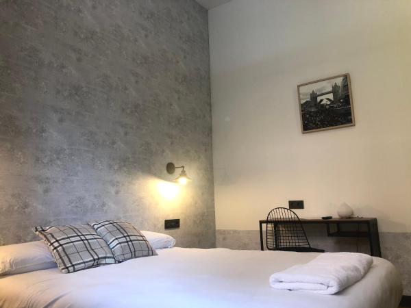 Pensión H30 Bilbao : photo 1 de la chambre chambre double