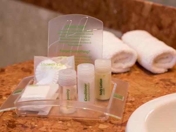 Holiday Inn Cordoba, an IHG Hotel : photo 7 de la chambre suite lit king-size - fumeurs