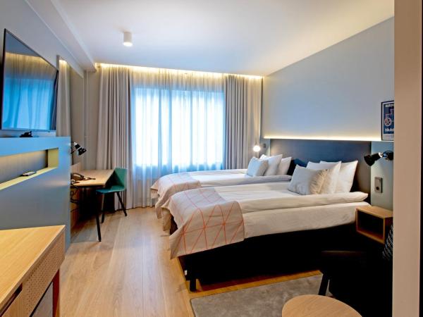 Holiday Inn Helsinki - Expo, an IHG Hotel : photo 7 de la chambre chambre lits jumeaux standard avec fauteuil-lit - non-fumeurs