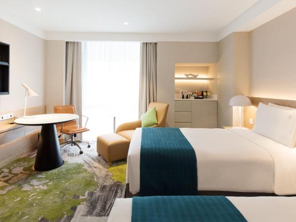 Holiday Inn Bangkok, an IHG Hotel : photo 6 de la chambre chambre lits jumeaux premium avec accès au salon