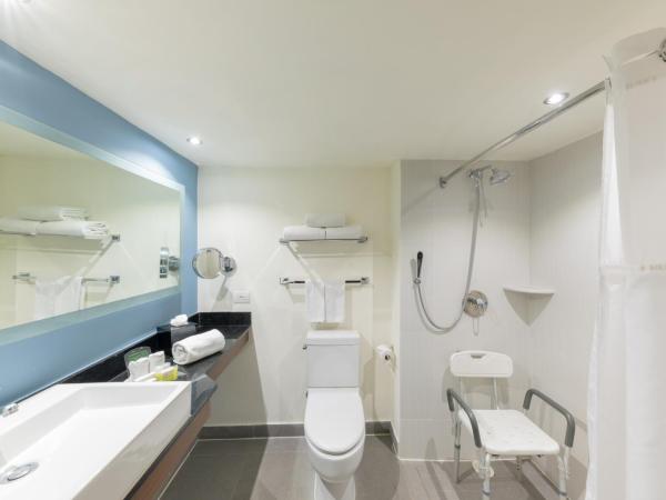 Holiday Inn Guadalajara Expo Plaza del Sol, an IHG Hotel : photo 1 de la chambre chambre double avec 2 lits doubles - accessible aux personnes à mobilité réduite