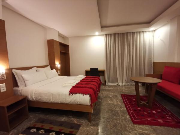 Casa City Break Appart hôtel : photo 3 de la chambre studio avec terrasse