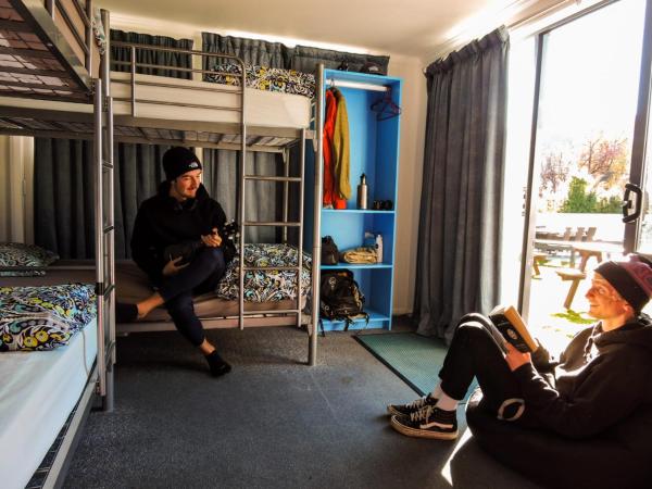 Mountain View Backpackers : photo 5 de la chambre lit dans dortoir mixte de 6 lits