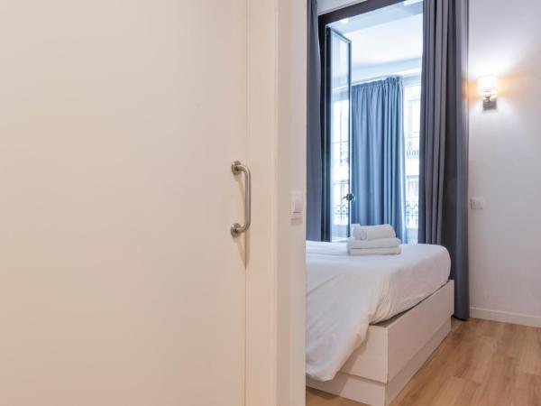 Hostalin Barcelona Gran Via : photo 6 de la chambre chambre double supérieure