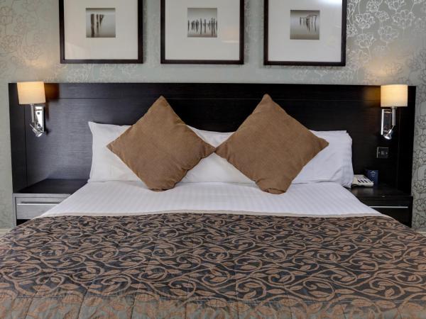Norfolk Royale Hotel : photo 8 de la chambre chambre lit king-size deluxe