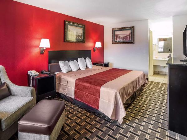 Econo Lodge Downtown : photo 4 de la chambre chambre lit king-size - non-fumeurs