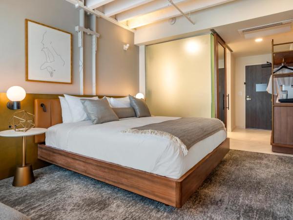 ONE11 Hotel : photo 1 de la chambre chambre lit king-size