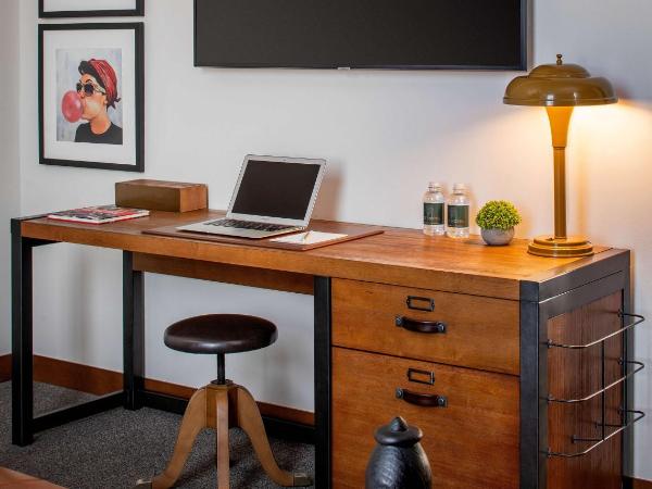 The Last Hotel : photo 5 de la chambre suite junior - accessible aux personnes à mobilité réduite