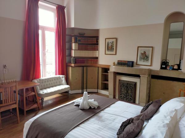 La Maison Bleue de Roubaix : photo 5 de la chambre chambre lit queen-size deluxe