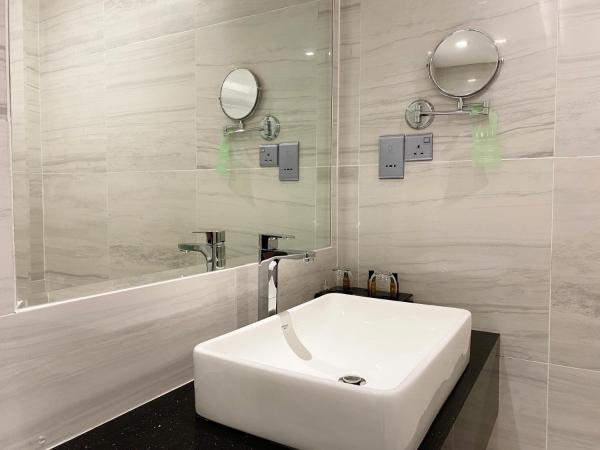 UCSI Hotel Kuching : photo 7 de la chambre chambre lits jumeaux supérieure