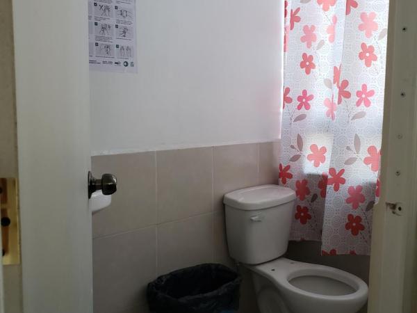Hostal Ciudad de Mexico : photo 1 de la chambre chambre double avec salle de bains privative
