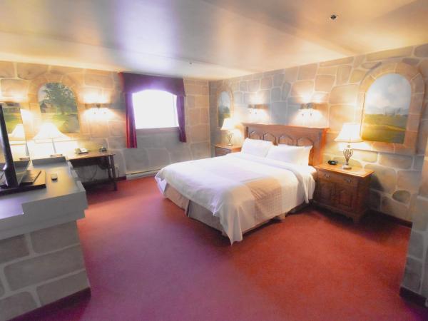 Canad Inns Destination Centre Fort Garry : photo 6 de la chambre suite familiale