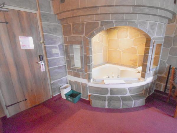 Canad Inns Destination Centre Fort Garry : photo 2 de la chambre suite familiale