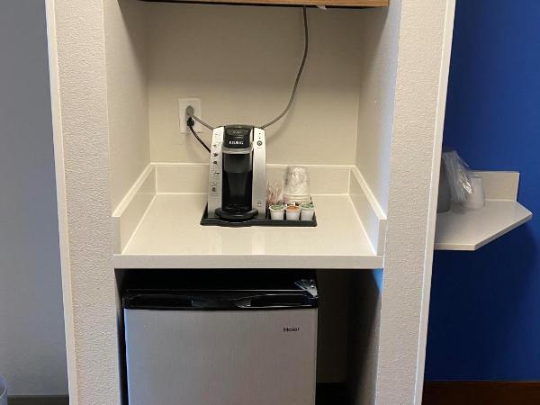 Holiday Inn Express & Suites Columbia-I-26 @ Harbison Blvd, an IHG Hotel : photo 1 de la chambre suite 1 chambre lit king-size