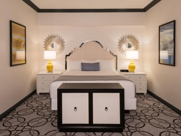 Paris Las Vegas Hotel & Casino : photo 2 de la chambre bordeaux calais suite king