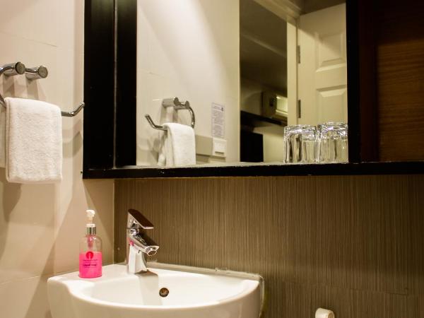 I Residence Hotel Sathorn - SHA Plus : photo 7 de la chambre chambre double ou lits jumeaux supérieure