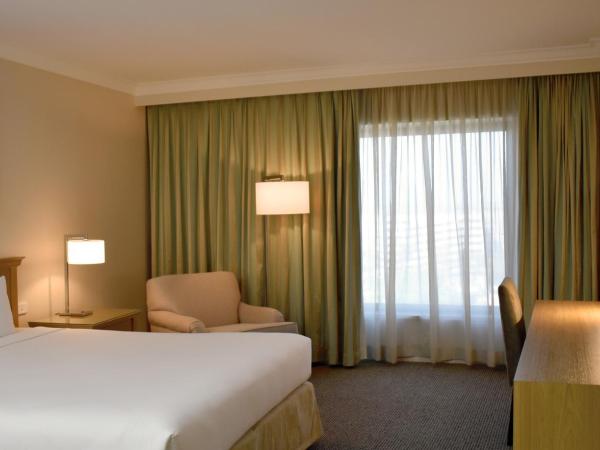 Stamford Plaza Sydney Airport Hotel & Conference Centre : photo 3 de la chambre chambre lit king-size supérieure
