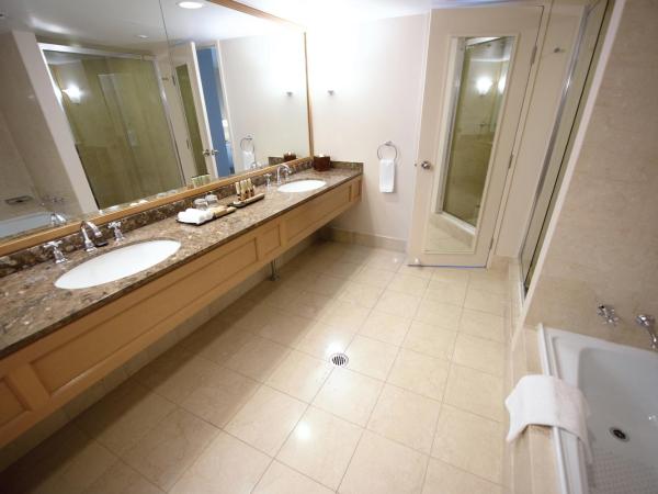 Stamford Plaza Sydney Airport Hotel & Conference Centre : photo 5 de la chambre suite raffles