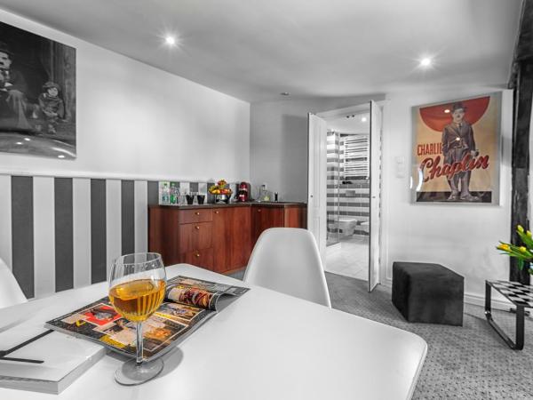 Stare Kino Cinema Residence : photo 7 de la chambre appartement 1 chambre (2 adultes)