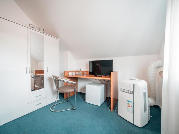 Airport Lounge Hotel Düsseldorf : photo 7 de la chambre chambre simple