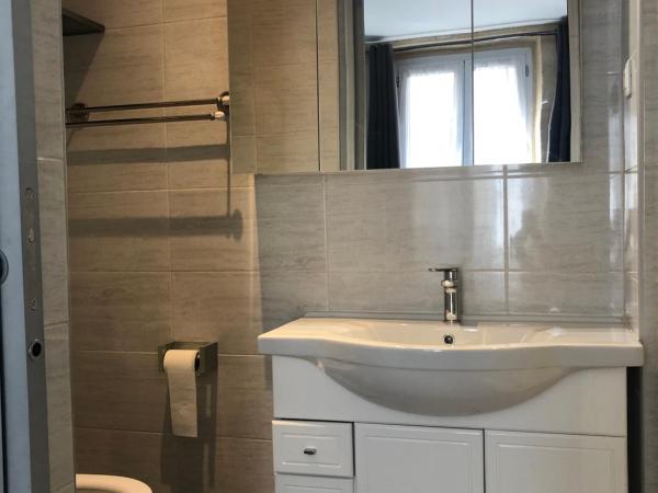 Hôtel Clauzel Paris : photo 5 de la chambre chambre double