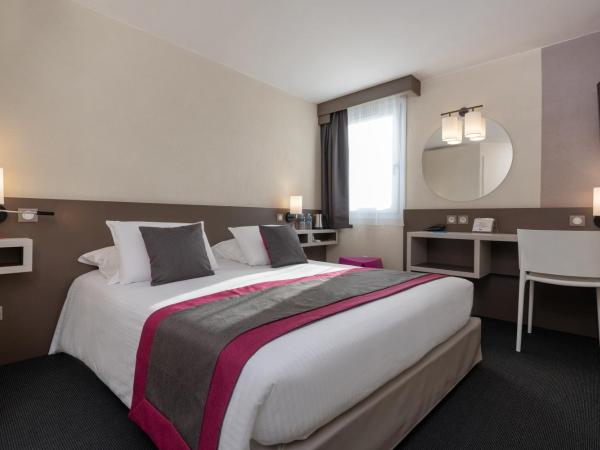 Kyriad Saint-Etienne Centre : photo 9 de la chambre chambre avec 1 lit double 